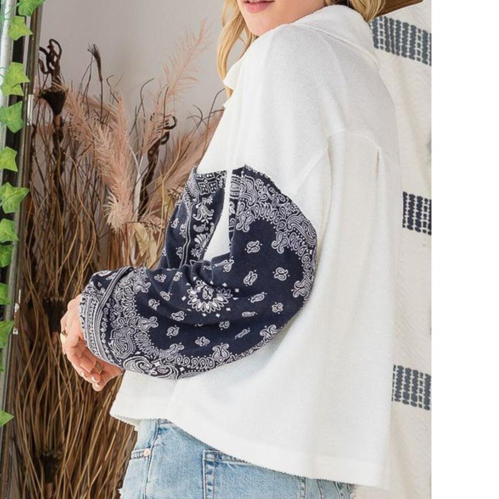 Cropped Navy Paisley & White Shacket - Picture 5 of 5